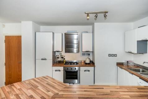 Lounge/ Kitchen