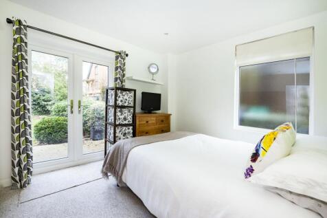 Second bedroom
