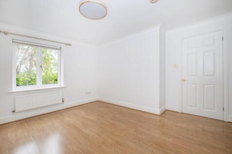2-bowater-house-1...