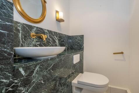2-bowater-house-1...