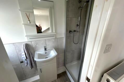 En Suite to Maste...