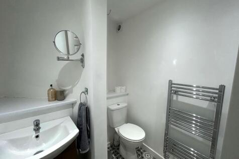 En Suite to Bedro...
