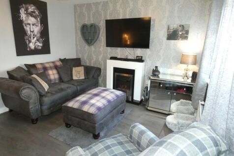 Front Lounge 