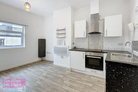 Kitchen / Living ...