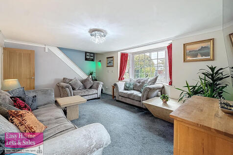 Second Living Roo...