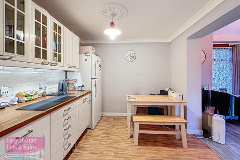 Kitchen/Dining Ro...