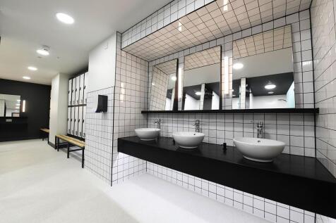 One New York Street - WC Facilities/Changing Rooms