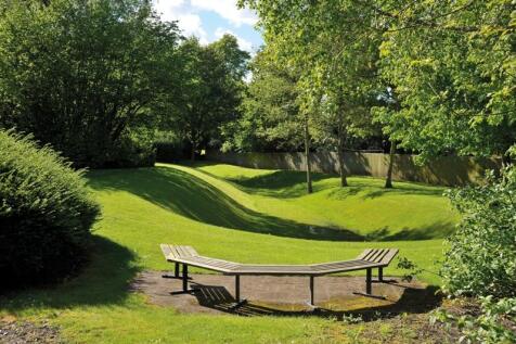 Manchester Green - Landscaped Grounds