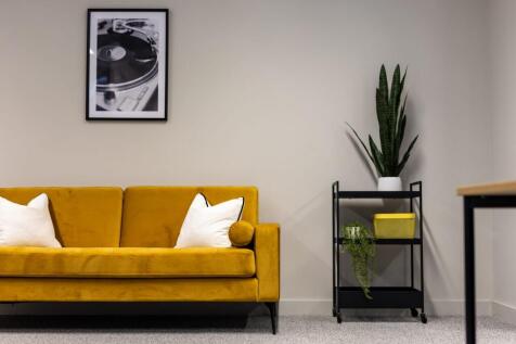 Suite 4.03