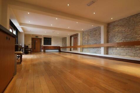 Meeting Room / Skittle Alley