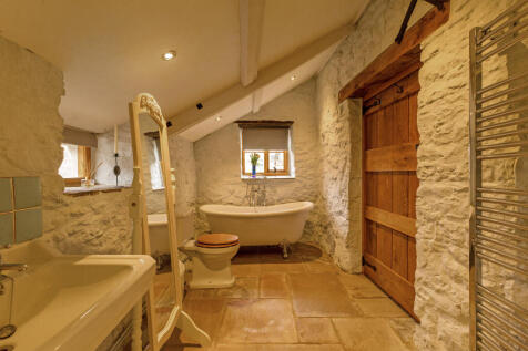 Annexe bathroom