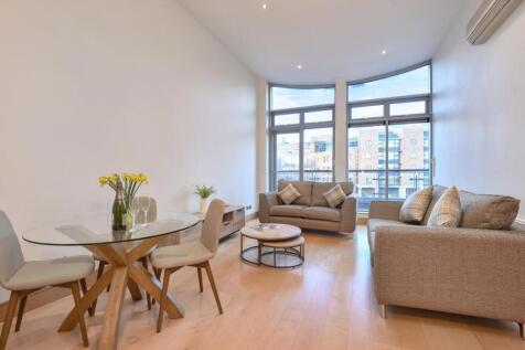 Sitting/Dining Room