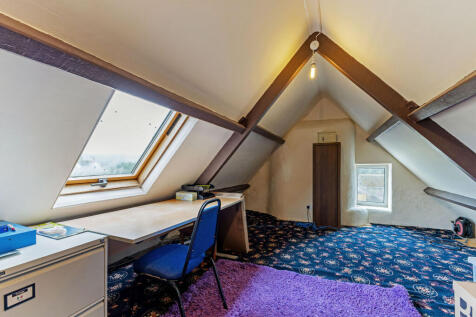 Bedroom/Study