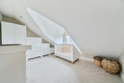 Nursery/Bedroom