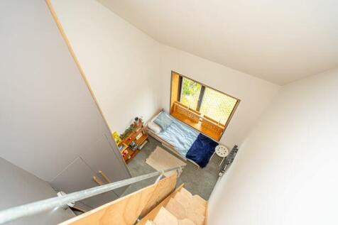 Photo 32