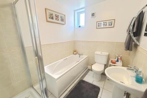 94d62566-1ad_59r9fEWITp-65qF9Hg.jpg