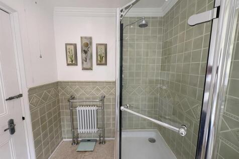 Shower Room/ WC