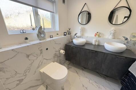 Shower Room/WC