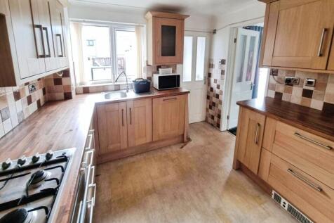 pbox-kitchen-334806.jpg