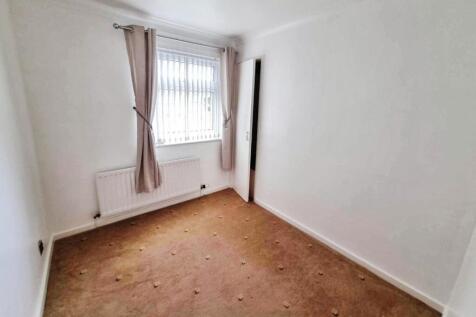pbox-bedroom-334806.jpg