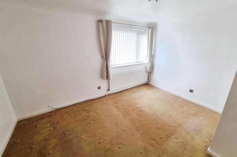 pbox-bedroom-334806.jpg