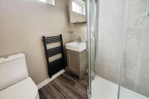 pbox-bathroom-326135.jpg