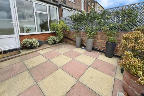 pbox-garden-326135.jpg