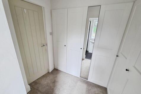 pbox-bedroom-329729.jpg