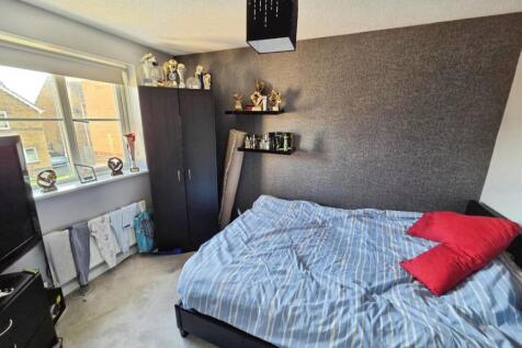 pbox-bedroom-335026.jpg