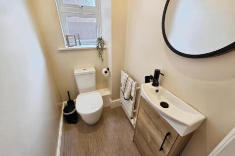 pbox-bathroom-337452.jpg