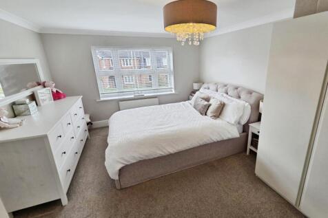 pbox-bedroom-337452.jpg