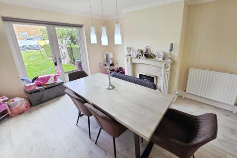 pbox-dining_room-336731.jpg