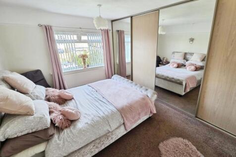 pbox-bedroom-336731.jpg
