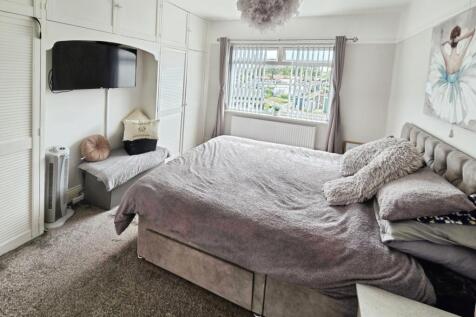 pbox-bedroom-336731.jpg