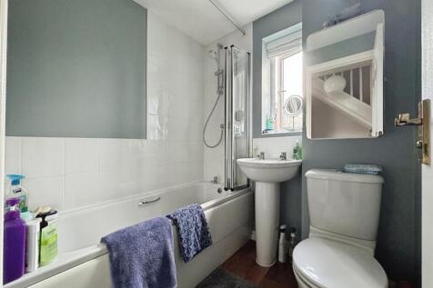 bathroom-337395.jpg