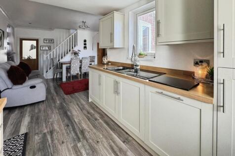 pbox-kitchen-339709.jpg