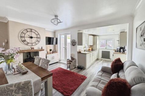 pbox-living_room-339709.jpg