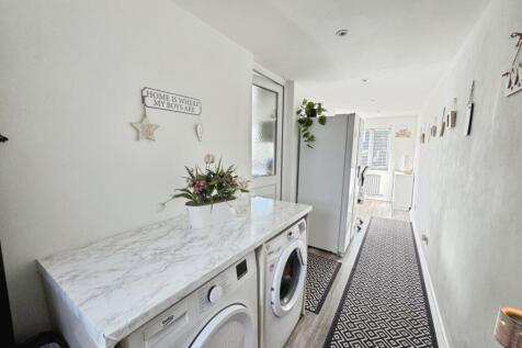 pbox-utility_room-339709.jpg