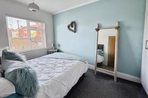 pbox-bedroom-339709.jpg