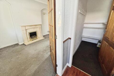 pbox-living_room-339195.jpg
