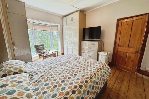 pbox-bedroom-339961.jpg