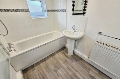 pbox-bathroom-342144.jpg