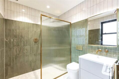 Master En-Suite