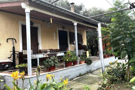 Exterior house 1
