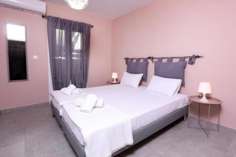 Pink bedroom