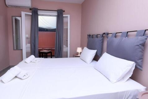 Pink bedroom