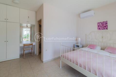 Downstairs to ensuite