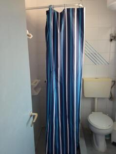 studio shower