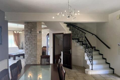 Dining room and stairs