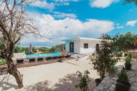 Garden to pool and view